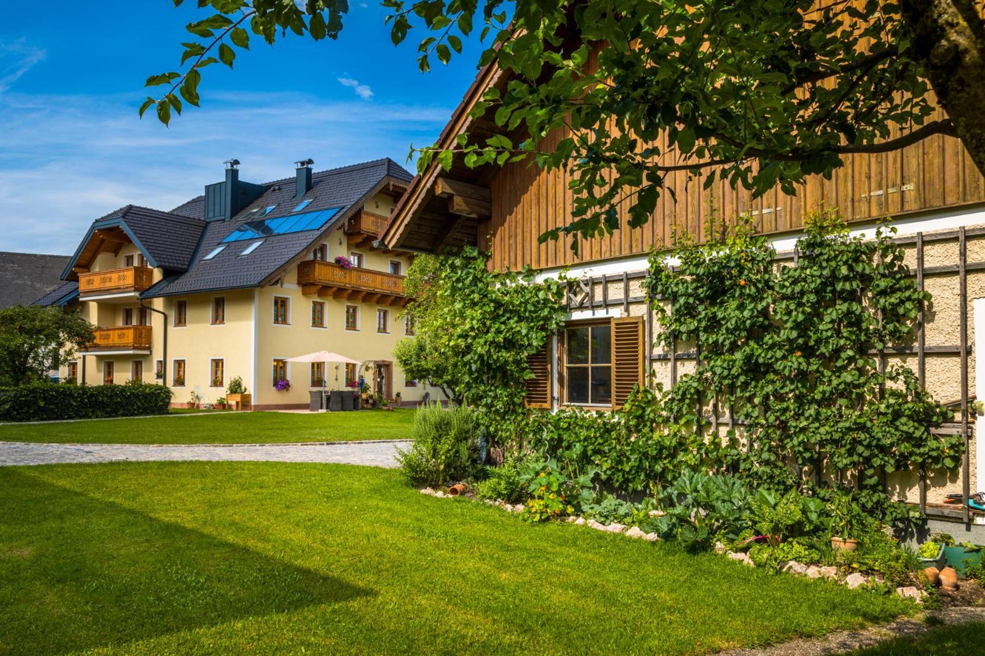 Landhaus Appartement Seidenwebergut Anif Bei Salzburg Niederalm Exterior foto